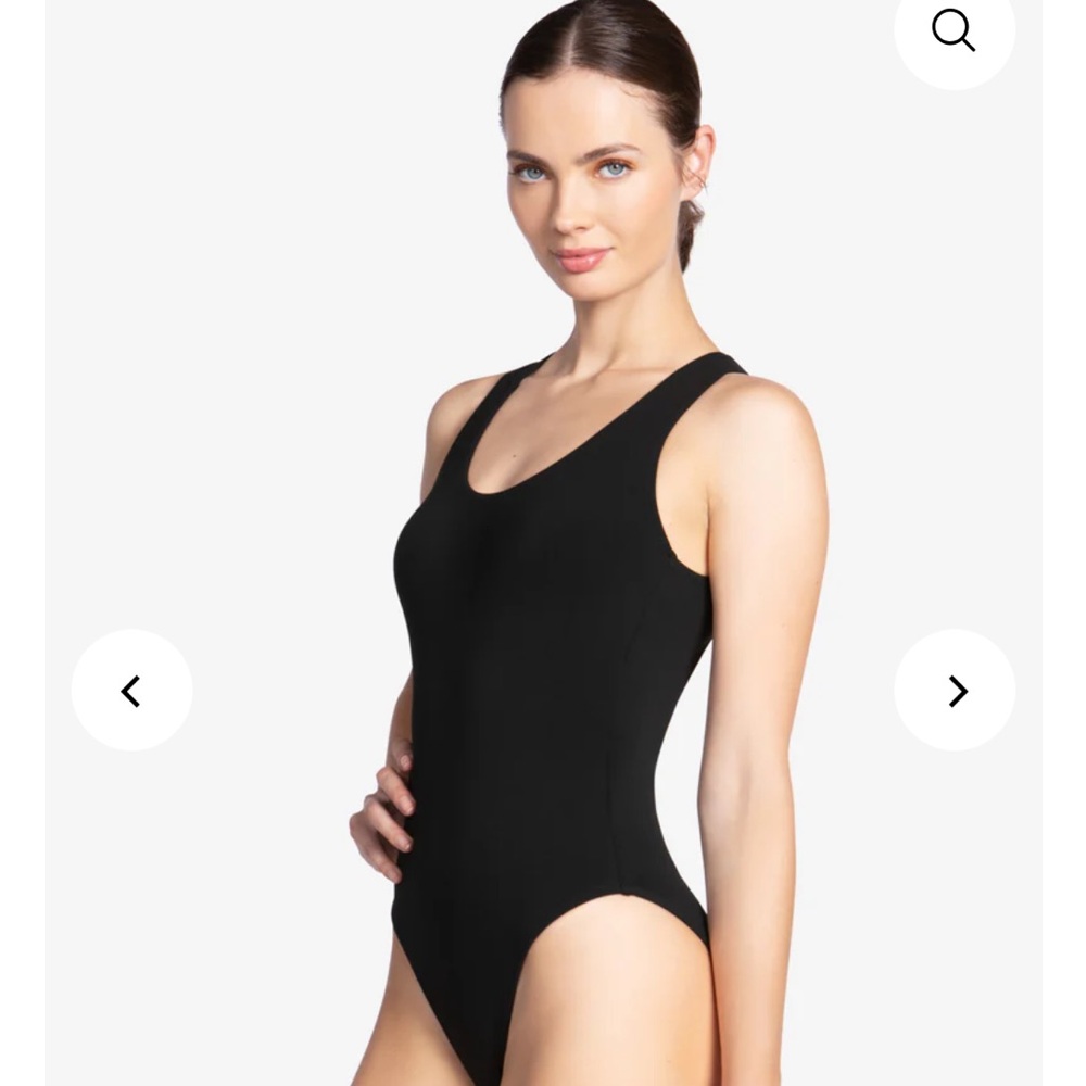 Robin Piccone Swimwear - Picture 5 of 9